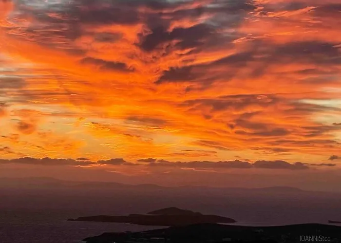 Volax280 Syros Amazing View
