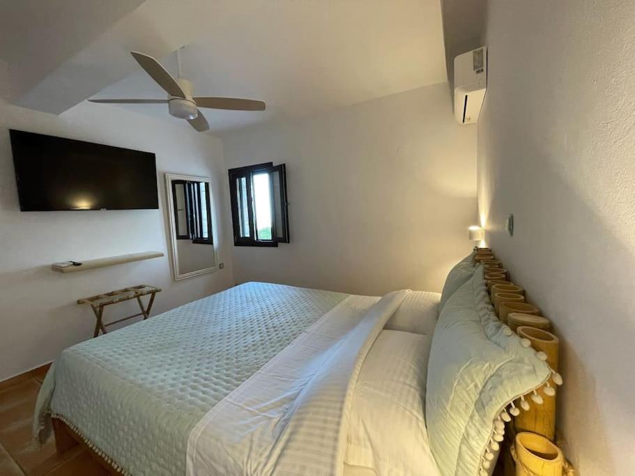 Volax280 Syros Amazing View Villa